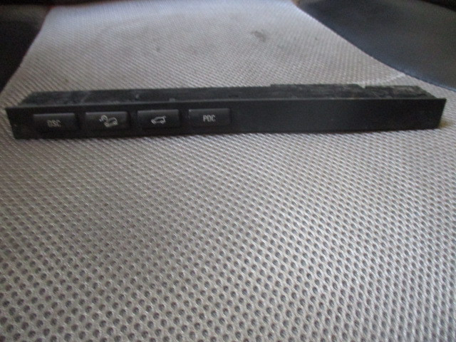 BMW X5 E51 PRZEŁĄCZNIK 110187 61318373734 03742206