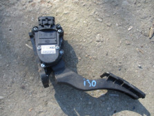 HYUNDAI I30 PEDAŁ GAZU 1.6 H03