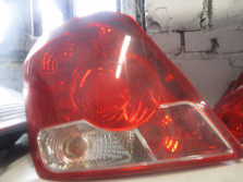 CHEVROLET AVEO KALOS 05R. LAMPA LEWY LEWA TYŁ
