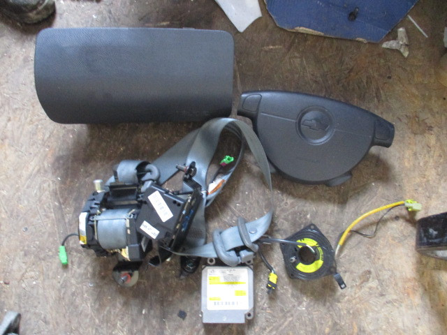 CHEVROLET AVEO KALOS T200 5D PODUSZKI AIR BAG PASY