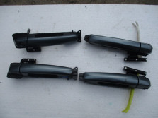 SWIFT 1.3 16V MK6 07 KLAMKA PRAWY TYŁ ZY4