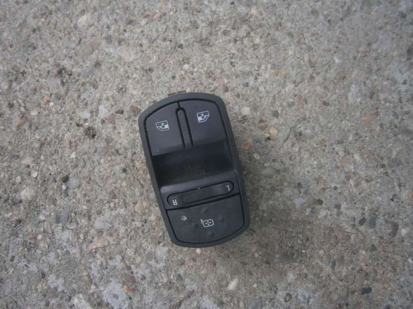 CORSA D 2008 3D PRZEŁĄCZNIK SZYB