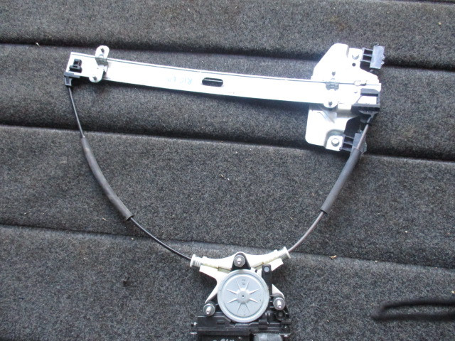 KIA RIO IV 2012 3D MECHANIZM SZYBY LEWY 6PIN