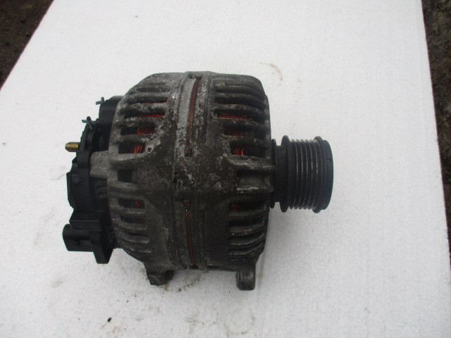 VOLKSWAGEN VW T5 2.0 FSI AXA ALTERNATOR