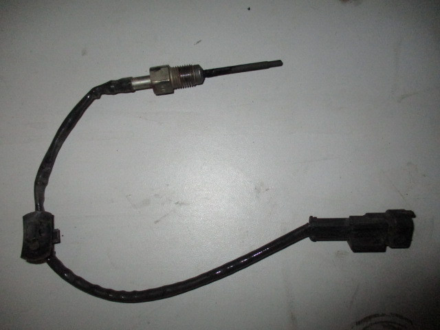 VENGA 1.4 CRDI SWIECA ZAROWA DOPALACZ