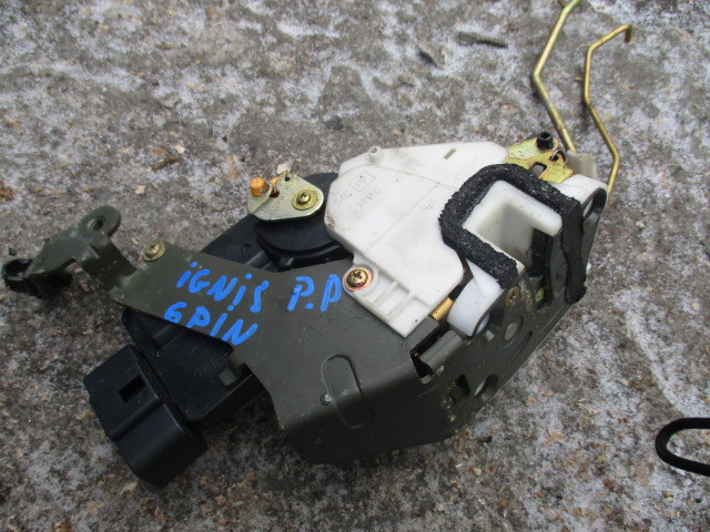 SUZUKI IGNIS LIFT 04-08 ZAMEK PRAWY PRZÓD 6 PIN