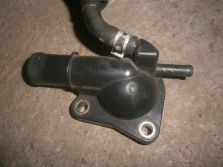 MAZDA 2 II 09r 1,3 16V OBUDOWA TERMOSTATU