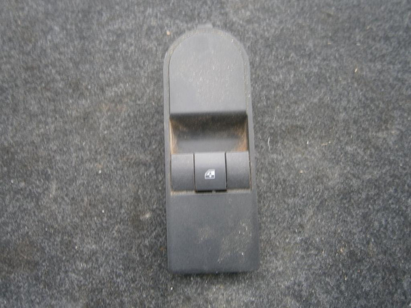 TIGRA B 05r CABRIO PRZELACZNIK SZYBY PRAWY