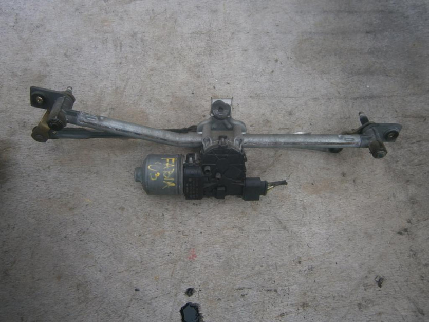 SKODA FABIA 1,2 6V SILNIK MECHANIZM WYCIERACZEK 03