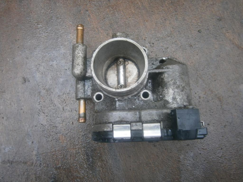 CORSA C 1,0 12V 08R PRZEPUSTNICA GAZU 0280750F33