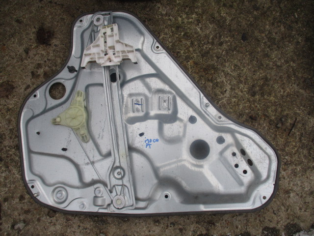 HYUNDAI I30 CW KOMBI MECHANIZM SZYBY PRAWY TYŁ