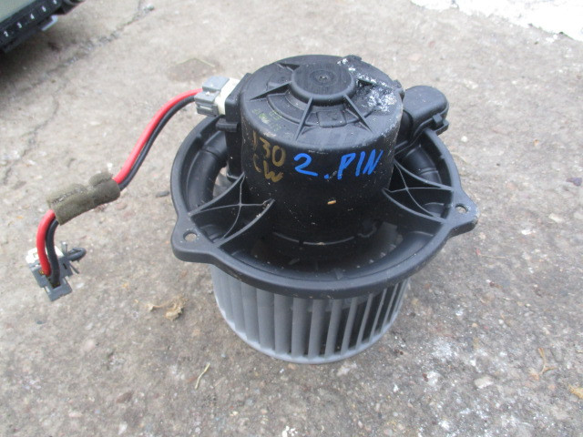 HYUNDAI I30 1.6 CRDI WENTYLATOR DMUCHAWA