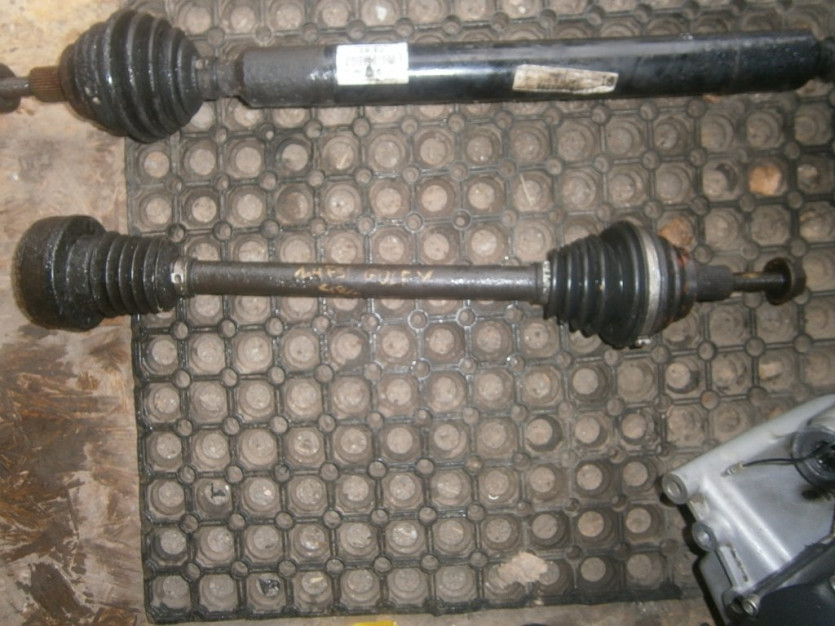 VW GOLF V 1.4 16V FSI POLOS LEWA