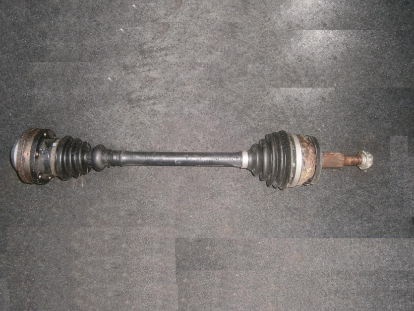 VW T5 1,9 TDI POLOS NAPEDOWA 7H0407271T LEWA