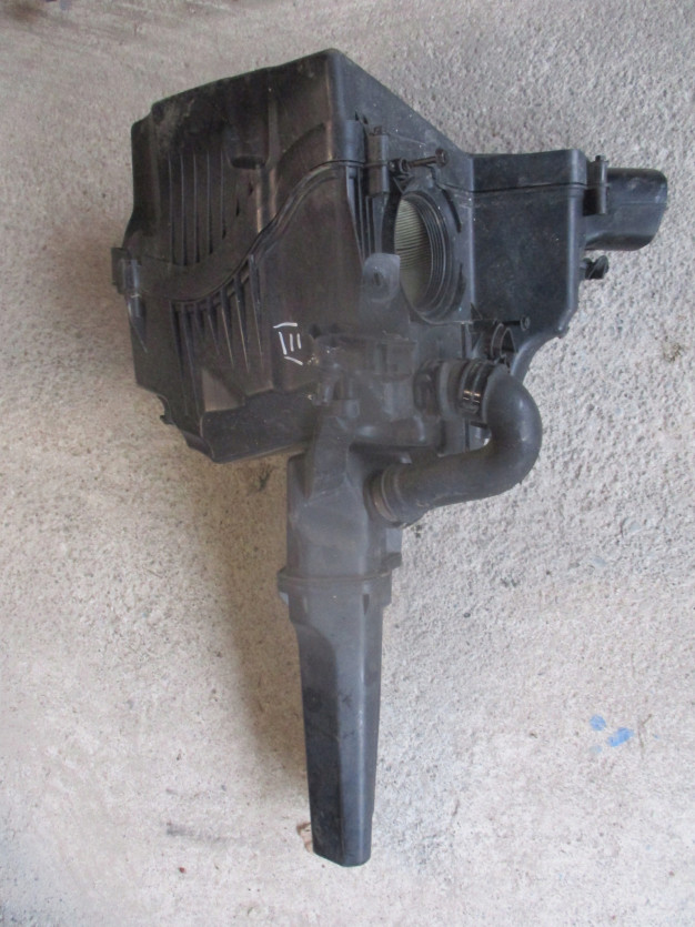 FORD FOCUS MK3 1.6 TDCI OBUDOWA FILTRA POWIETRZA