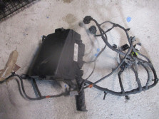 HYUNDAI ELANTRA 1.6 13 R. SKRZYNKA BEZPIECZNIKÓW