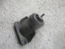 SUZUKI SWIFT MK6 1.3 16V PODUSZKA SILNIKA