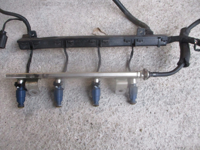 HYUNDAI I30 II GD 1.4 16V G4FA WTRYSKI WRYSK