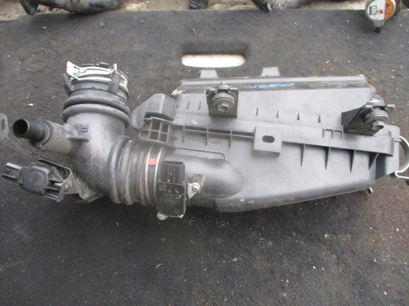 TREZIA TOYOTA VERSO S 1.3 OBUDOWA FILTRA POWIETRZA