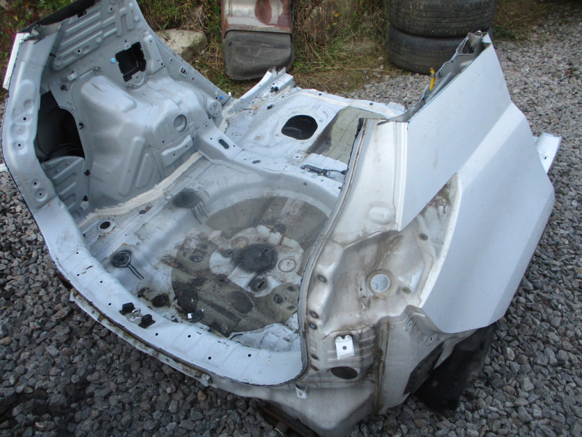 KIA SPORTAGE III 11R. WD PAS WANNA TYŁ