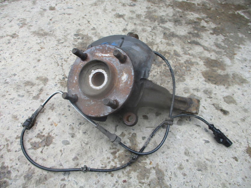 NISSAN TIIDA HB 1.5 DCI ZWROTNICA LEWA