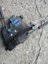 KIA SOUL 2009 R. ZAMEK DRZWI LEWY PRZÓD 813102K000