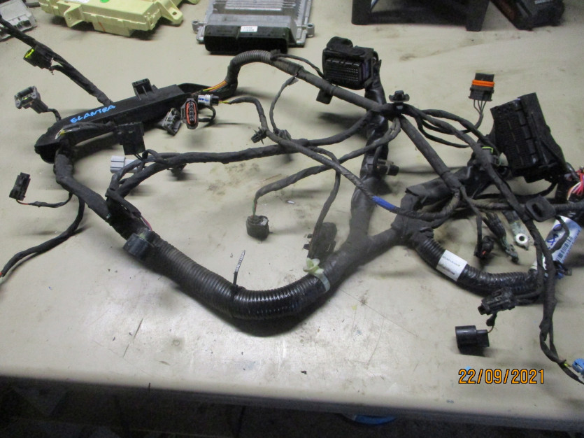 HYUNDAI ELANTRA V 2014 R. 1.8 wiązka 914303Y012UB