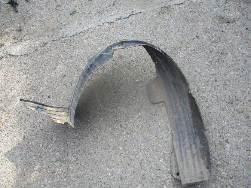 HYUNDAI ELANTRA V 1.6 13 R. NADKOLE LEWY PRZÓD