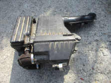 SUZUKI SPLASH 1.0 lift obudowa filtra powietrza