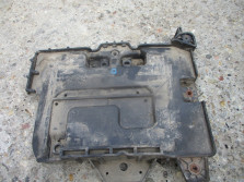 HYUNDAI ELANTRA 1.6 14R. PODSTAWA AKUMULATORA