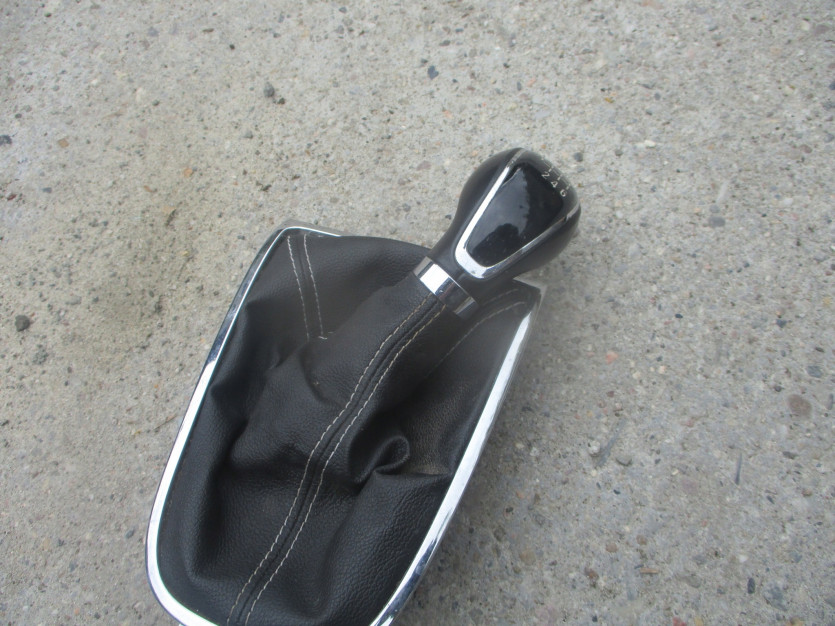 OPEL ASTRA J LIFT GAŁKA MIESZEK