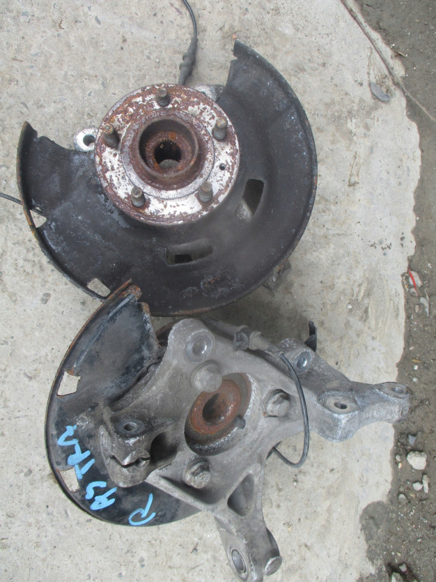 ASTRA J 1.4 T ZWROTNICA LEWA