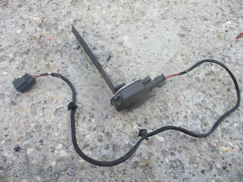 Transit CONNECT MK2 1.5 TDCI SILNICZEK ZALUZJI