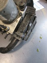 CHEVROLET AVEO T300 POMPA ABS 95916475 688250455