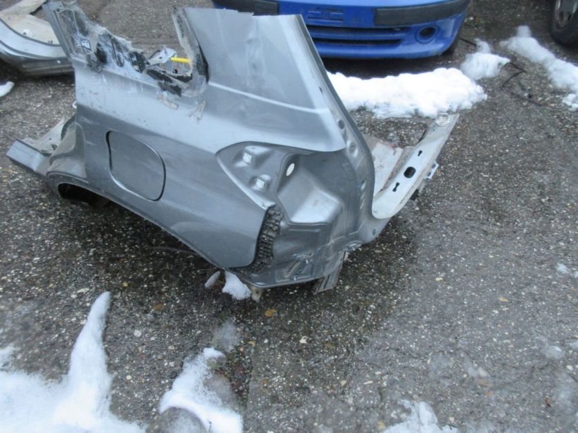 VITARA III II LIFT 4X4 BŁOTNIK LEWY TYŁ