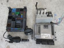 PEUGEOT 208 SILNIK 1.4 VTI KOMPUTER 9678495980