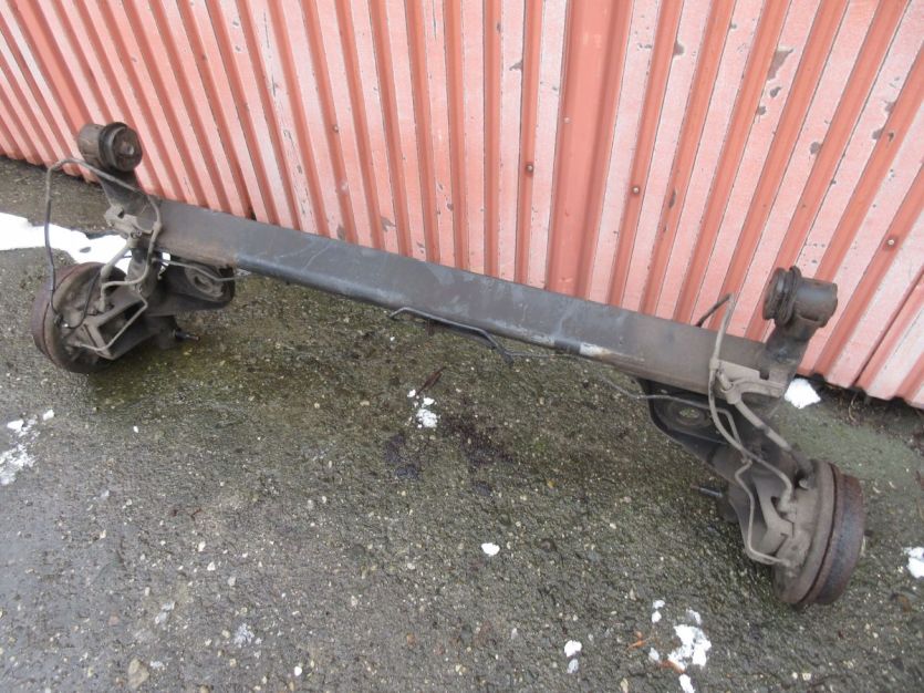 SWIFT 1.3 16V MK6 OŚ TYŁ TYLNA BELKA