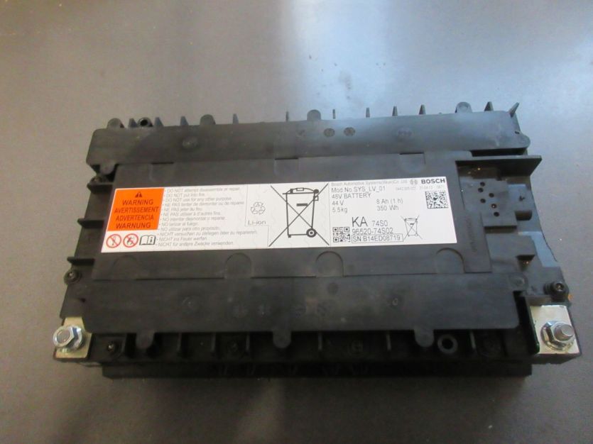 VITARA III HYBRID BATERIA 96520-74S02