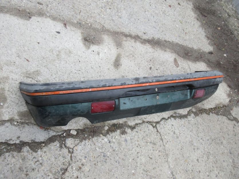 peugeot 205 kabriolet zderzak tył tylni