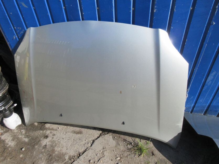 TOYOTA AVENSIS T25 06-08 SEDAN MASKA