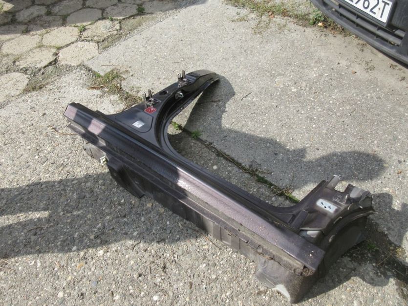 PEUGEOT 208 5d PRÓG PRAWY SŁUPEK