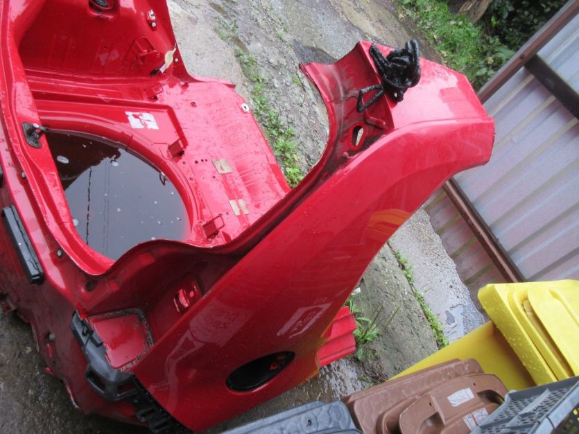 skoda citigo 5D 2017 LY3D BŁOTNIK PRAWY TYŁ