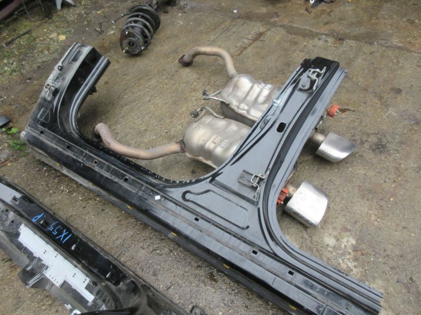 hyundai ix55 2011r. PRÓG LEWY SŁUPEK