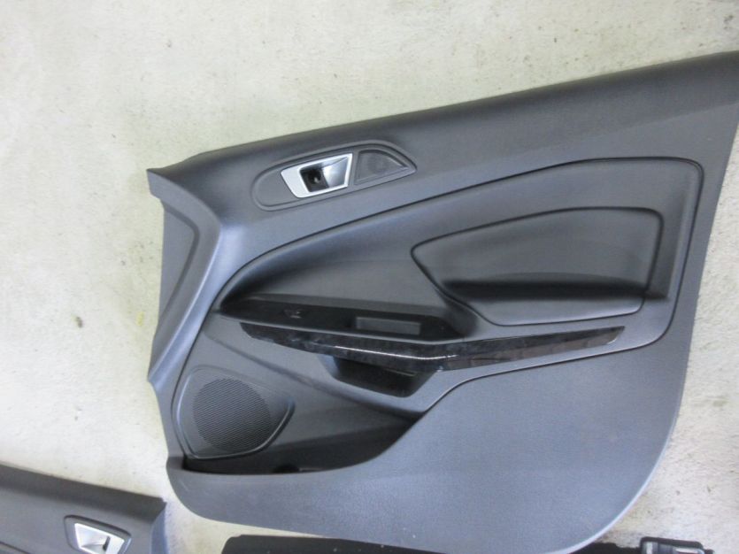 ECOSPORT MK2 II LIFT TAPICERKA DRZWI PRAWY PRZÓD