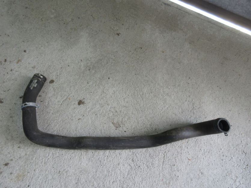 DUSTER 1.2 TCE WĄŻ WODY PŁYNU