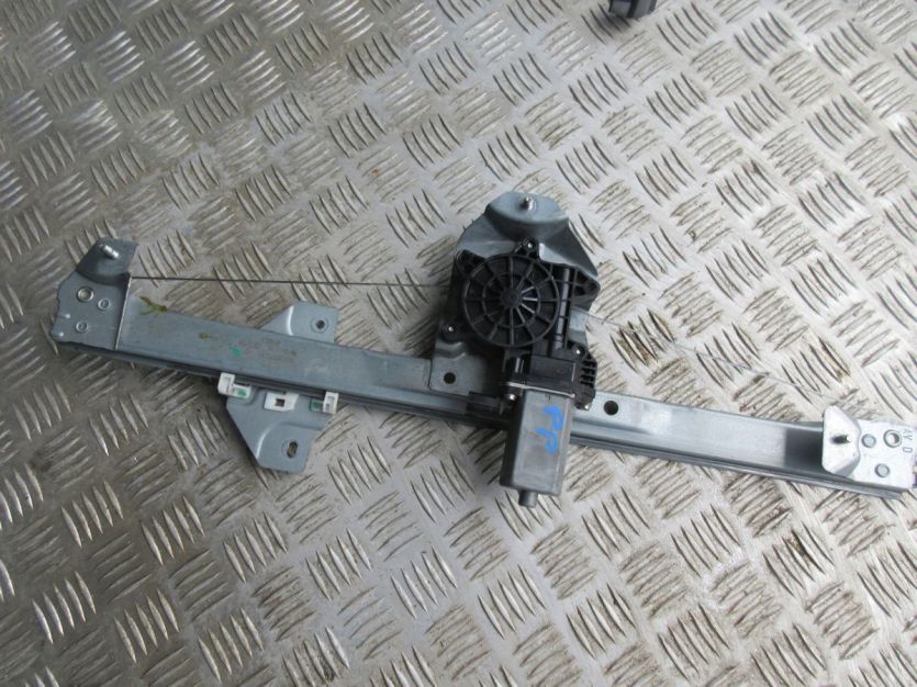 DACIA LODGY DOKKER MECHANIZM SZYZYBY PRAWY PRZÓD