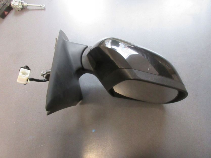 DACIA LODGY DOKKER 13 R. LUSTERKO PRAWE 7PIN NV676