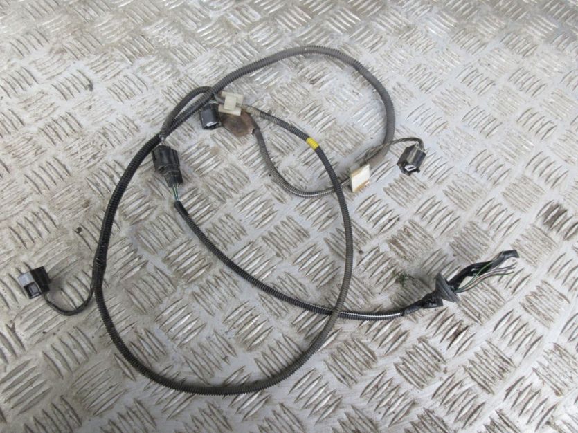 DACIA DUSTER I LIFT WIĄZKA PDC TYŁ 240151516R