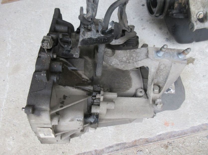 LOGAN II MCV 2016 R. 1.2 SKRZYNIA BIEGÓW