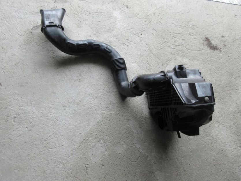 DACIA LODGY DOKKER 1.2 TCE OBUDOWA FILTRA